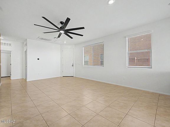 3rd image of 10542 S Dominguez Dr