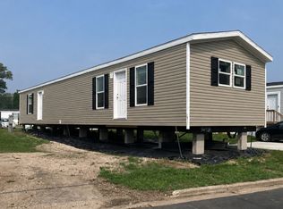 600 Oak Street Site #120, Waupaca, WI 54981