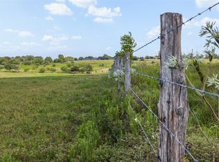 555 Knape Rd, La Grange, TX 78945