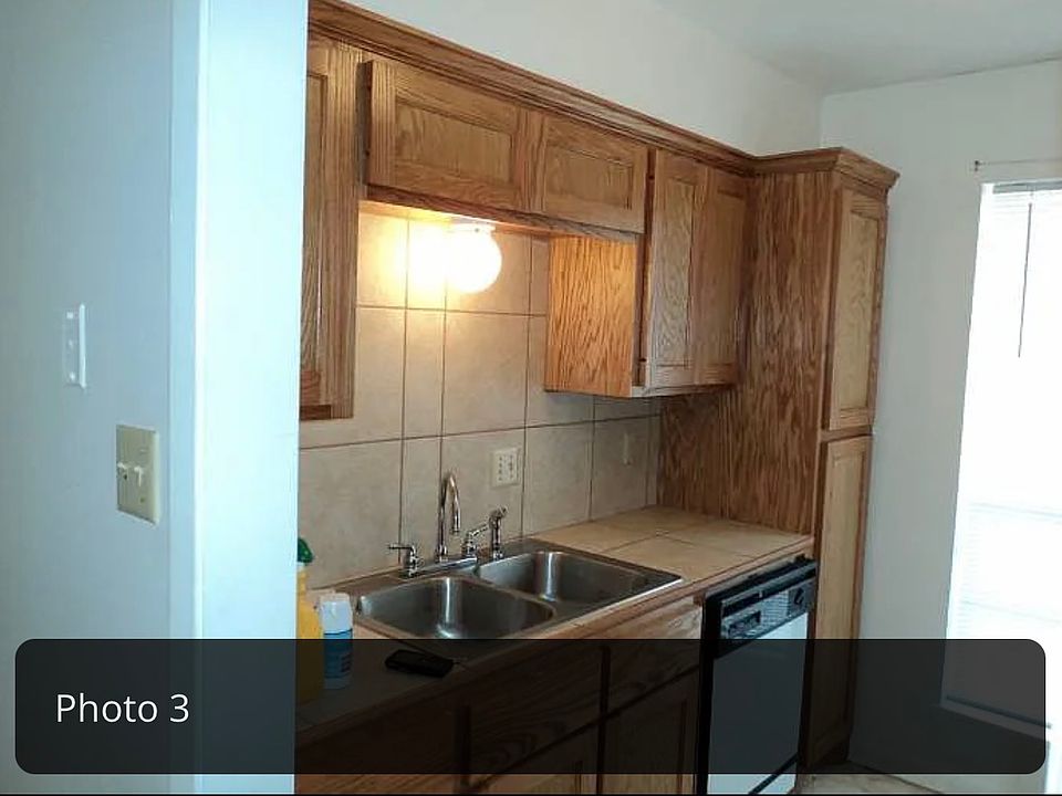 2nd image of 900 Navarro Dr #A