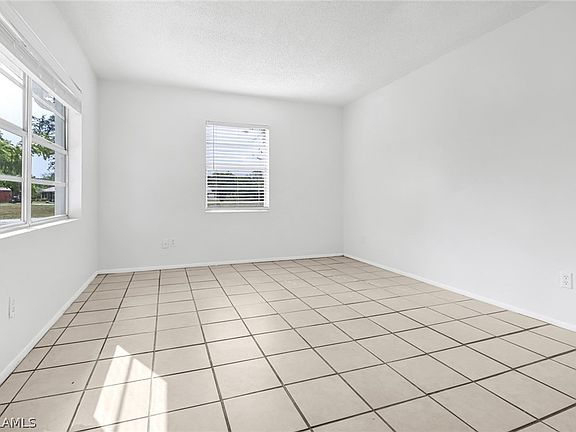 2nd image of 210 Stanford St