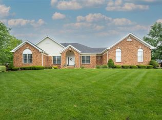 610 Loughmor Pass, Weldon Spring, MO 63304