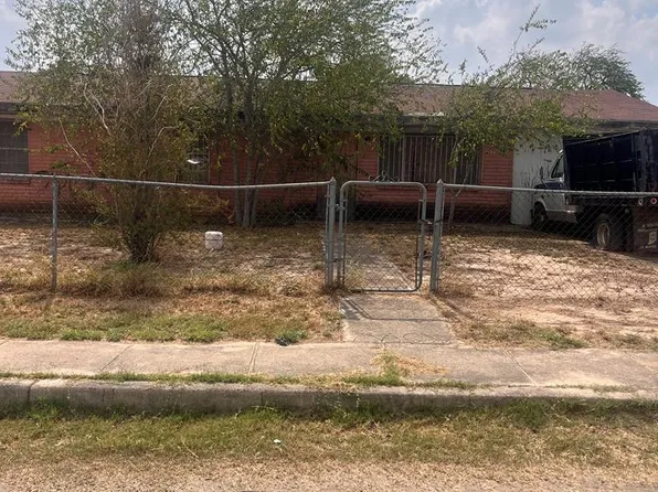 610 E Jackson St, Crystal City, TX 78839