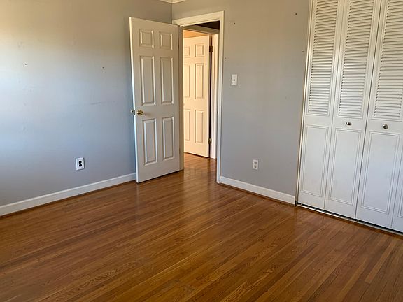 3rd image of 4305 Braeburn Dr