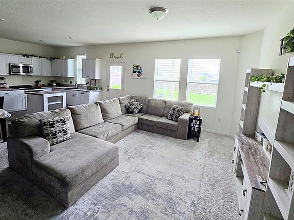 3rd image of 19506 Caymus Dr