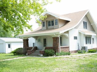 400 2nd Ave, Axtell, NE 68924