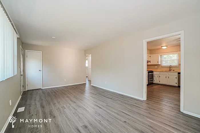 1410 Fairbank Rd — Photo 7