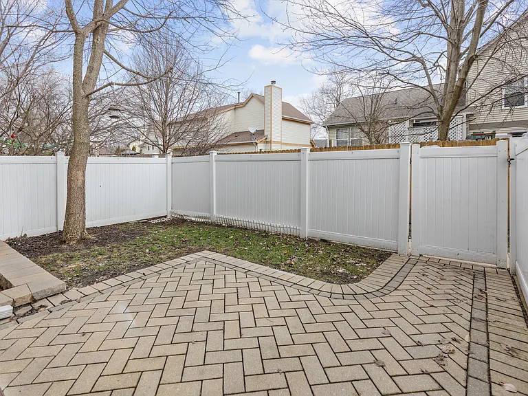 332 Park Ridge Ln #5-B — Photo 27