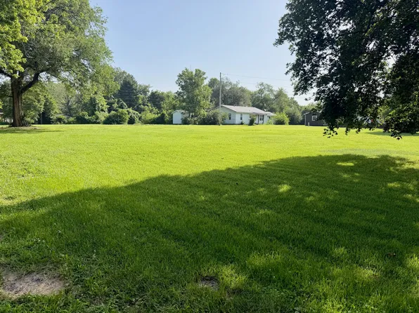 2627 E Hines Street, Republic, MO 65738