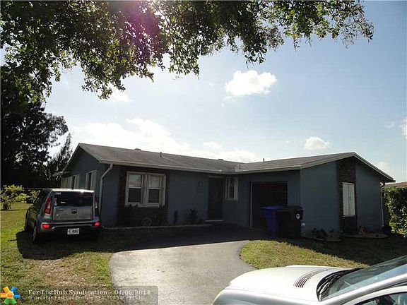 4th image of 891 SW 83rd Ave
