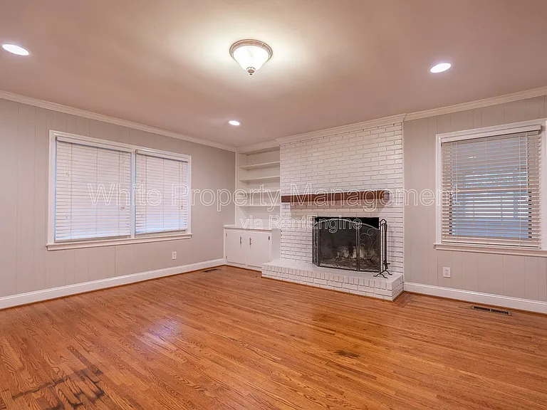 12013 Idlewild Rd — Photo 5