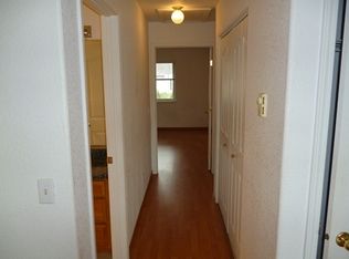 3720 Buccaneer Ln APT B, North Bend, OR 97459