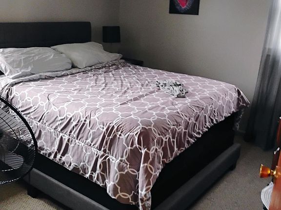 5th image of 90 S Bellevue Ave #2