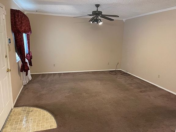 5th image of 301 S Pelham Ave