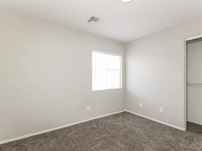 14601 N 154th Ave — Photo 13