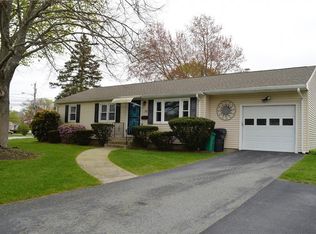 59 Moccasin Dr, Warwick, RI 02889