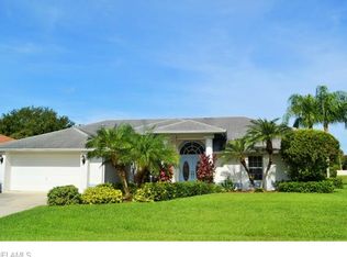 20760 Groveline Ct, Estero, FL 33928