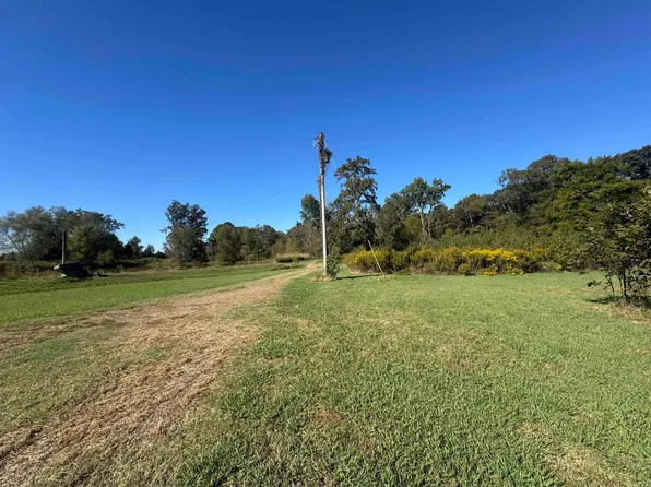 227 McPherson Rd, Stuttgart, AR 72160