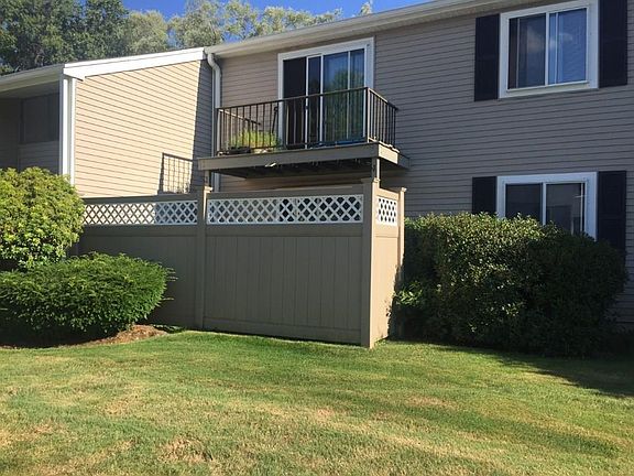 2nd image of 16 Village Way APT 3