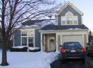 833 Handley Ct, Mundelein, IL