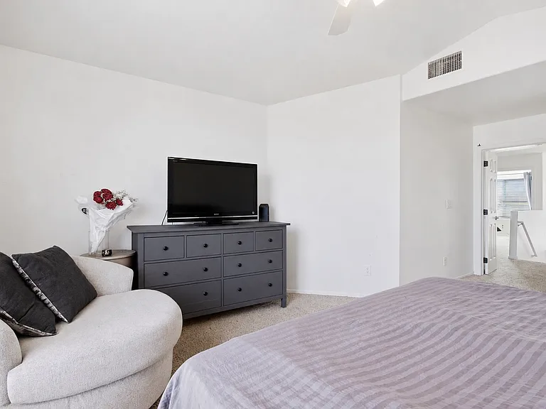 1195 W Salmon Ct — Photo 18
