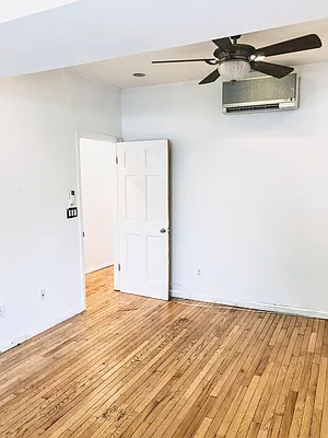 Rented by Coldwell Banker Reliable Real Estate | media 26