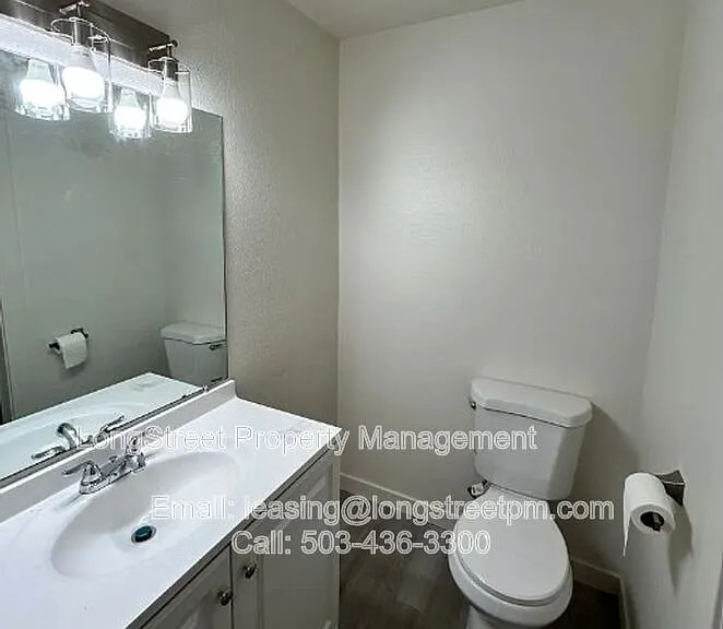 2537 SW Spring Garden St — Photo 8