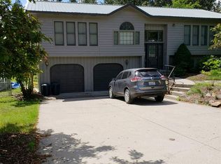 212 W Circle Dr, Newport, WA 99156