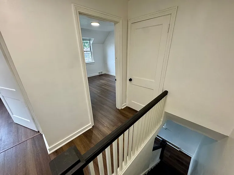 2432 Starkamp St — Photo 35