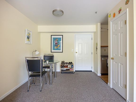 5th image of 27 Hildred Drive #27