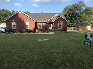 77 Shady Acres Ln, Tullahoma, TN 37388