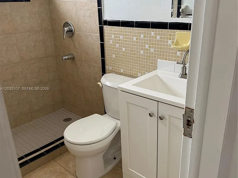 166 W 8th St #3 — Photo 11