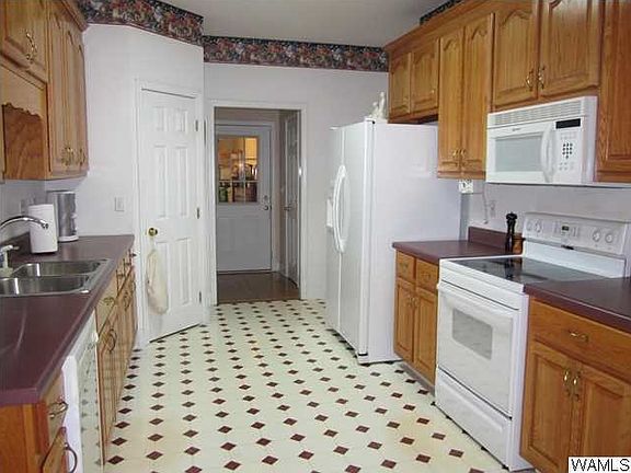 5th image of 1648 Hamilton Ln