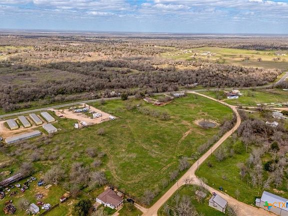 2nd image of 839 Smith Rd