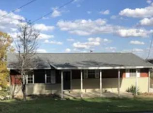 495 Old Monongah Rd, Fairmont, WV 26554