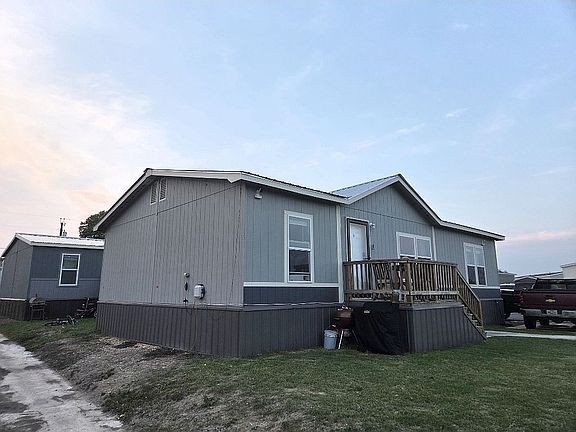 2nd image of 116 S Middle Ln