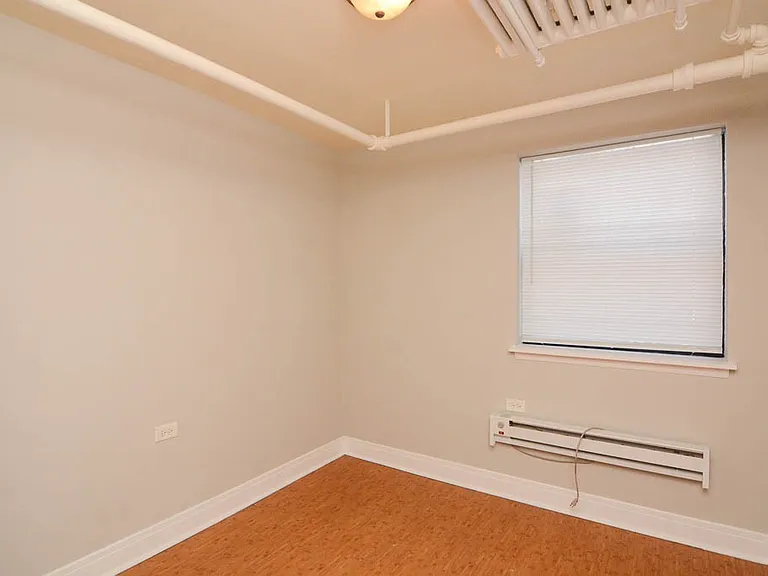5736 N Winthrop Ave #410 — Photo 11