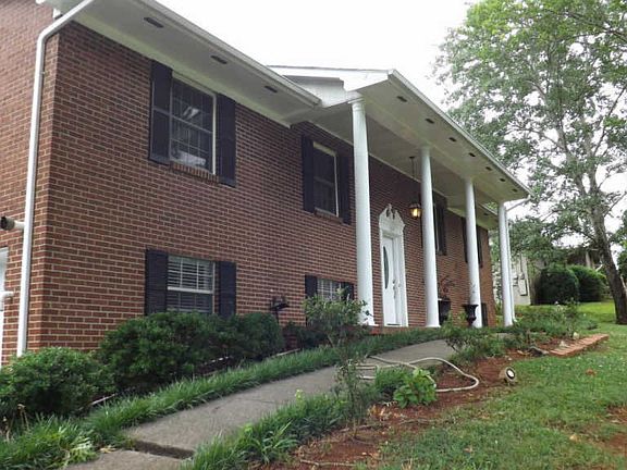 3rd image of 329 S Sevenoaks Dr