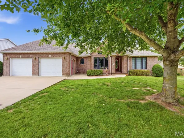 124 Meramec Dr, Farmington, MO 63640