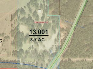 17 Sumrall Ln, Lumberton, MS 39455