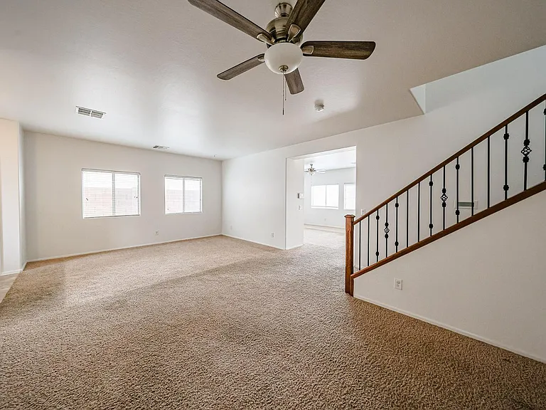 12039 W Leather Ln — Photo 6