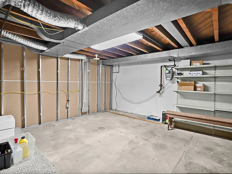 38 Carlson Ct #1 — Photo 19
