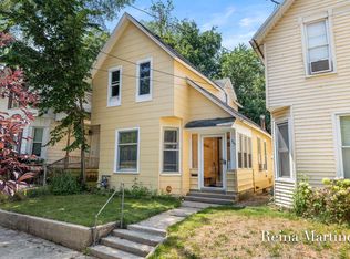 943 Prospect Ave NE, Grand Rapids, MI 49503