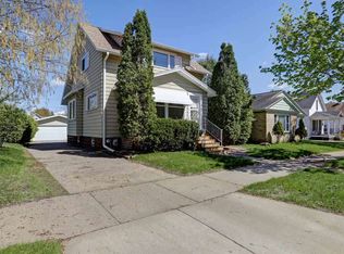 911 S 7th Ave, Wausau, WI 54401