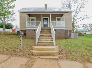 406 Poole St, Woodruff, SC 29388