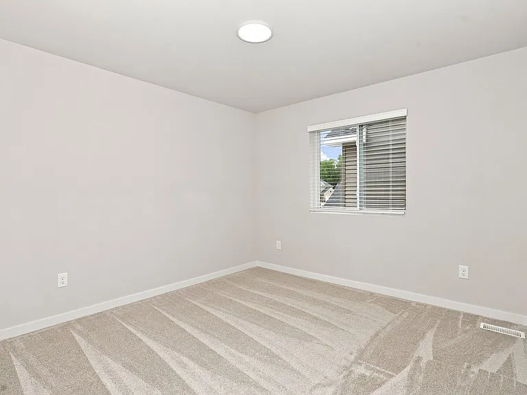8130 Crestbrook Ct — Photo 15