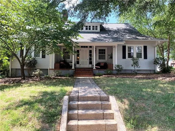 2 Tallassee St, Albemarle, NC 28001