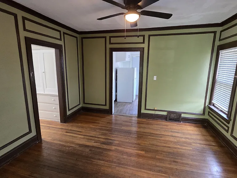 1462 Maple Rd #1 — Photo 3