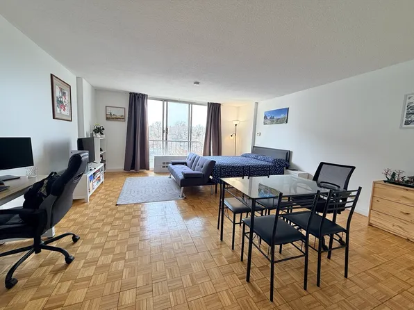 44 Washington St APT 712, Brookline, MA 02445