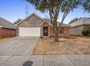 6641 Happy Trails Dr, Dallas, TX 75241